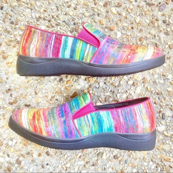 Spring Step SKITELZ Comfort Rainbow Loader Clogs 8 - Picture 3 of 9